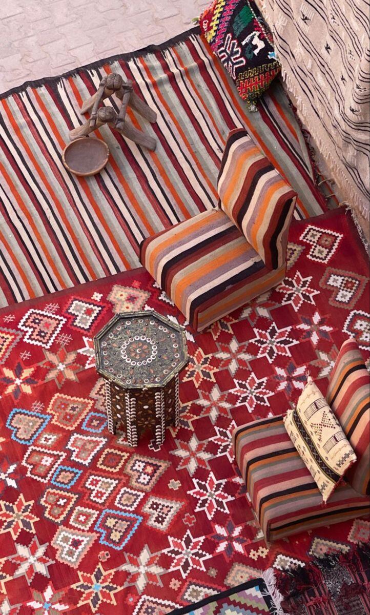 السجاد والمنسوجات التقليدية